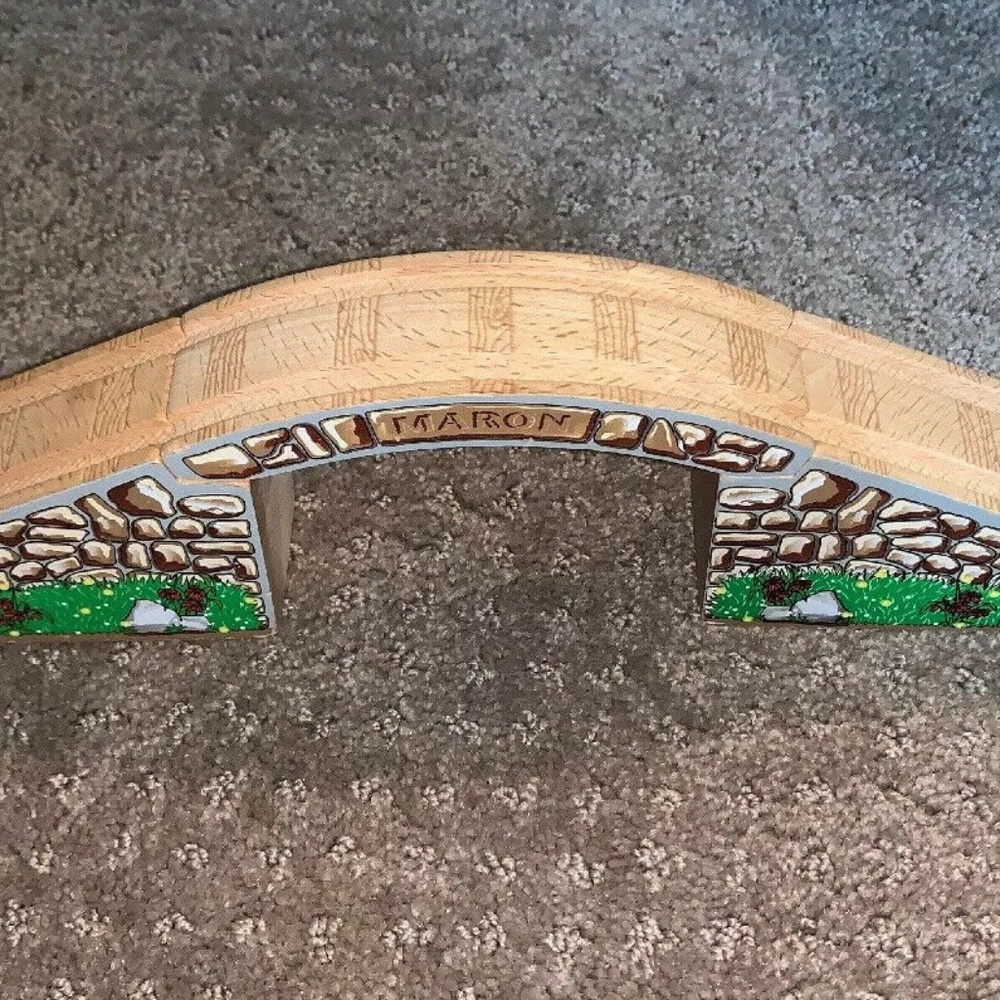 Thomas Friends Wooden Railway 3 Piece Maron Bridge
